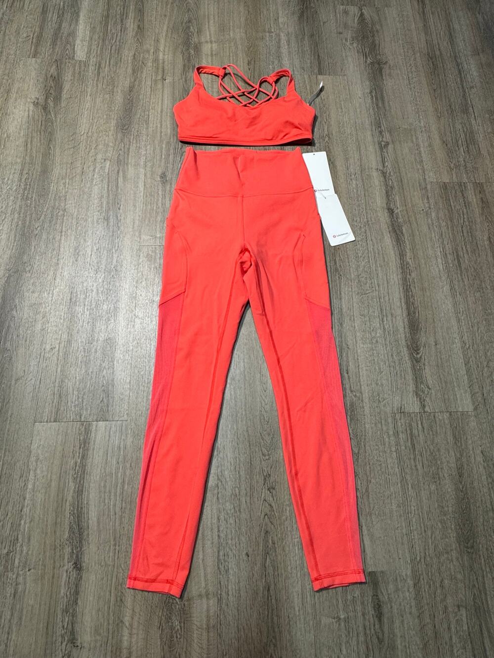 Lululemon Women's Free to be Bra & Mastered Motion Leggings